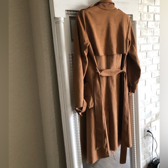 NEW Suede Trench T Tahari - Picture 4 of 15